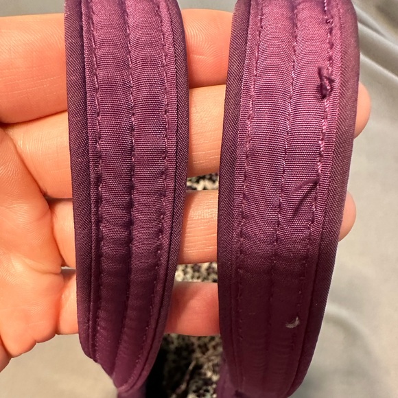 Small Vera Tote - Vera Bradley - Picture 5 of 5